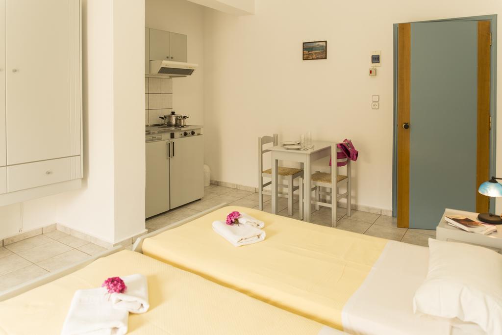Edgewater Studios Κίσσαμος Δωμάτιο φωτογραφία